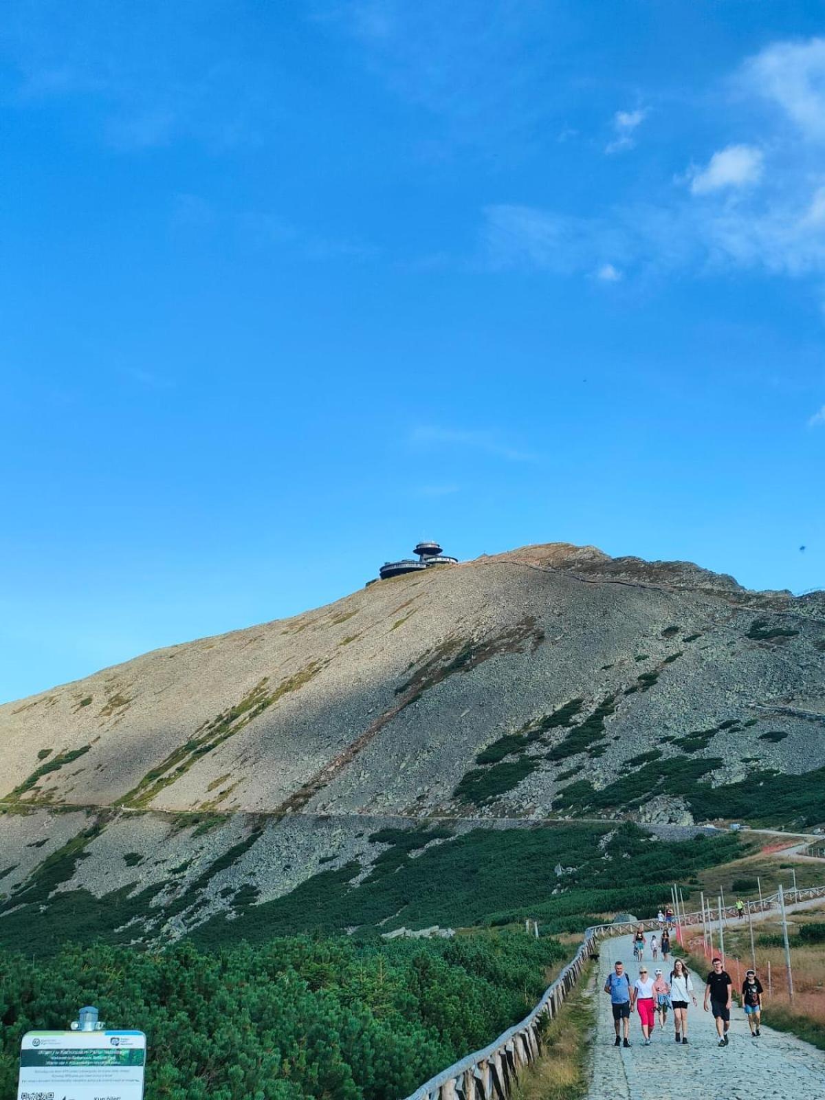 Apartament Z Widokiem Na Sniezke Jelenia Gora Luaran gambar